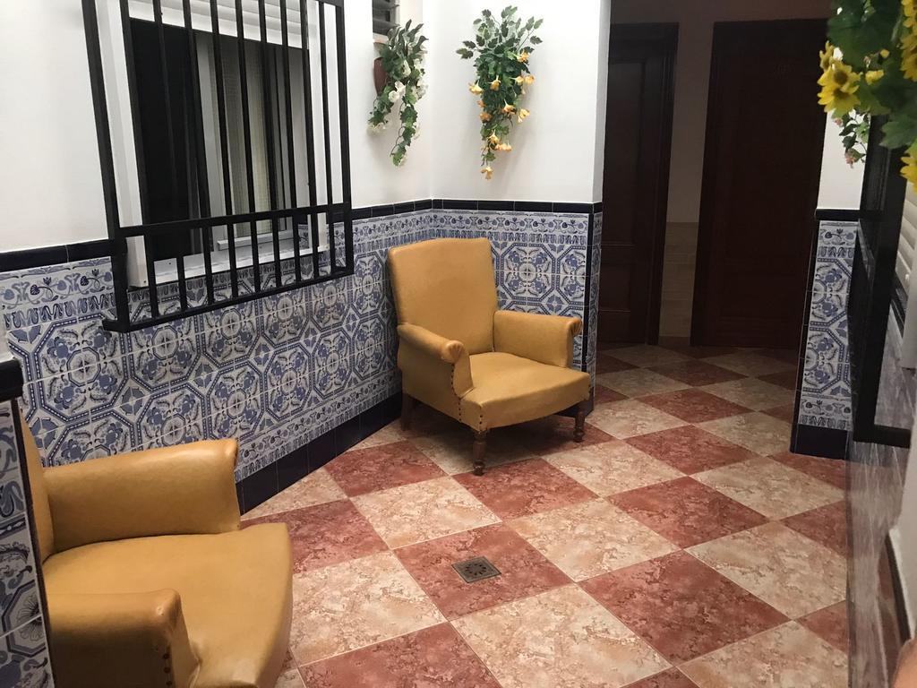 Hostal Bar San Pedro Mairena De Alcor Exteriér fotografie