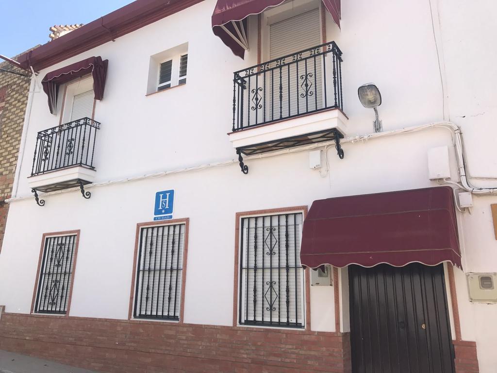 Hostal Bar San Pedro Mairena De Alcor Exteriér fotografie